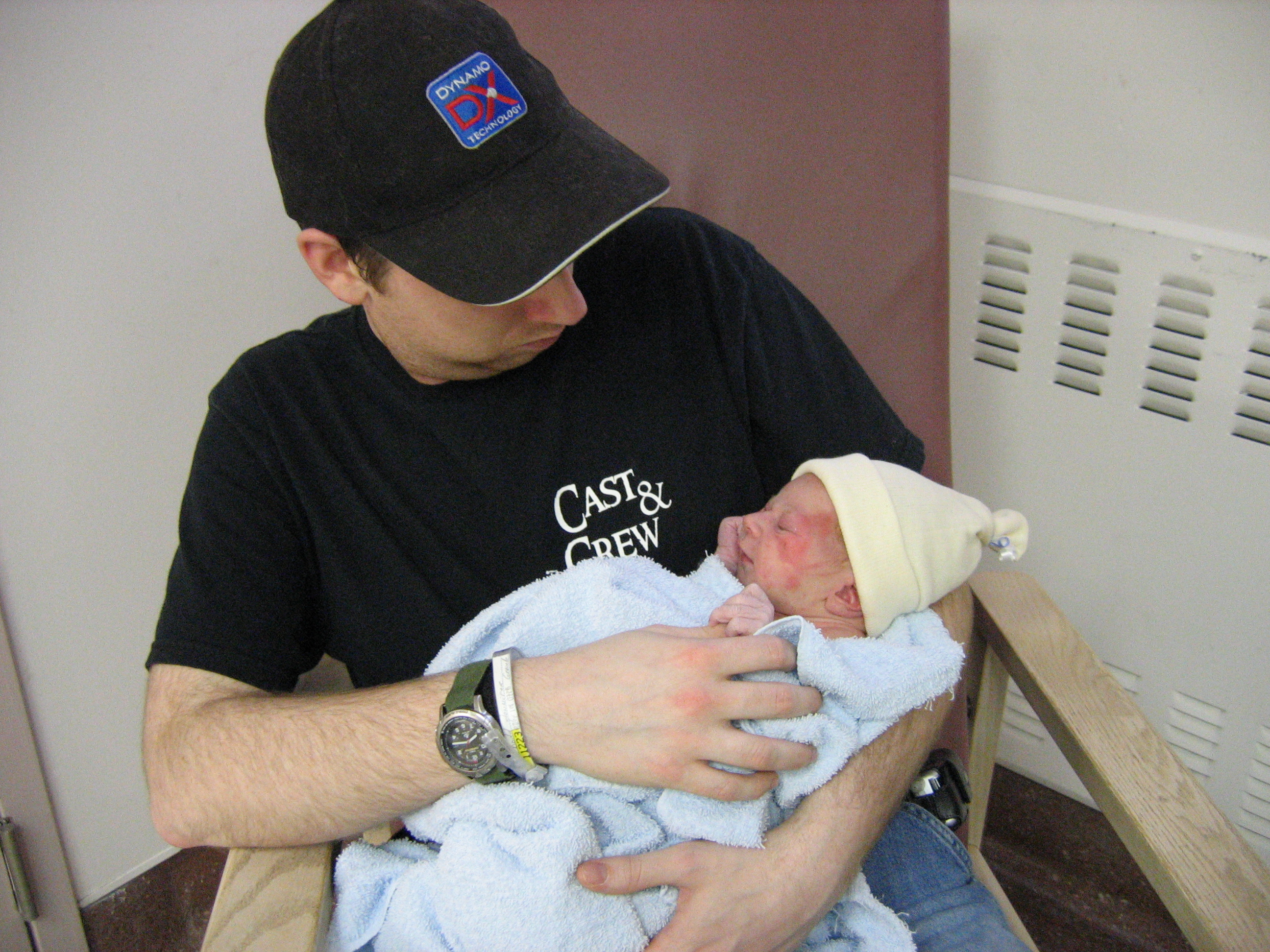 Aidan with Nat at 1 hour old